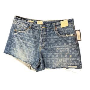 NWT Universal Threads daisy print jean shorts size 18
